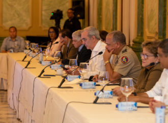 Gobierno se mantiene en sesión permanente ante sistema frontal