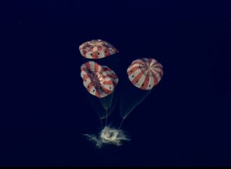 Orión regresa a la Tierra y completa la misión Artemis II