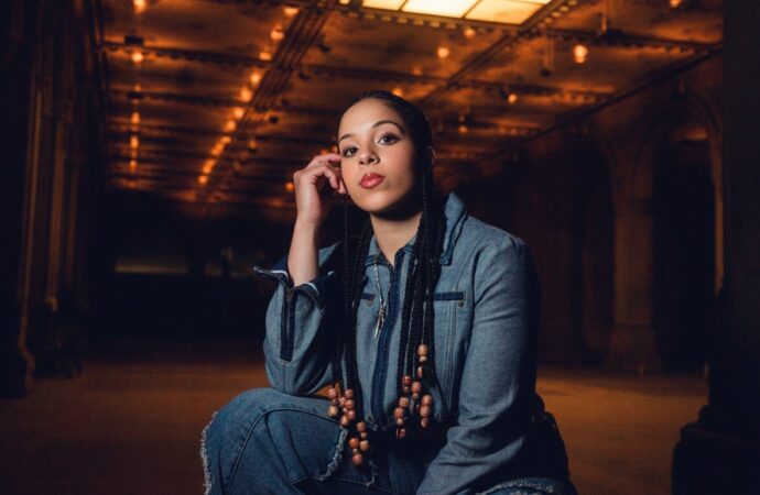 Jaslee entre la bachata y R&B emerge con calidad en los escenarios artísticos