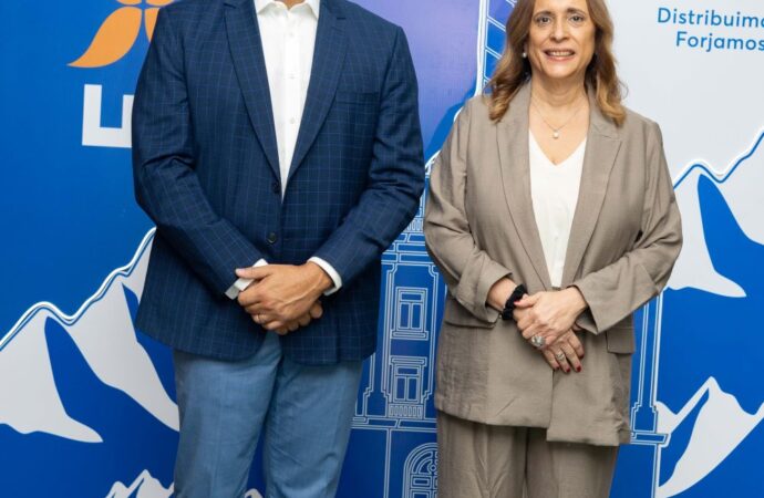 Celebran segunda edición de Expo NTD en Santiago