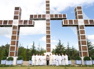 Santuario de Las Tres Cruces, Camino del Cerro, un legado de fe en el Cerro Angola